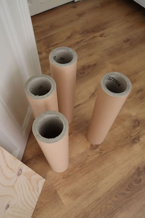 Wood Pillars, Foam Table, Diy Clouds, Diy Side Table, Diy Raised Garden, Diy End Tables, Diy Patio Furniture Cheap, Kitchen Paper, Wooden Pallet Projects