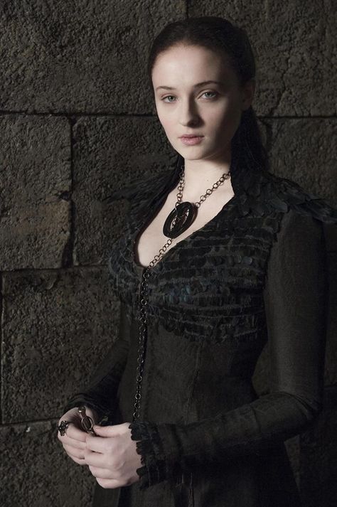 Sansa / Elaine Alayne Stone, Dessin Game Of Thrones, Game Of Thrones Sansa, Game Of Thrones Costumes, Game Of Thrones Tv, Cersei Lannister, Gra O Tron, House Stark, Valar Morghulis