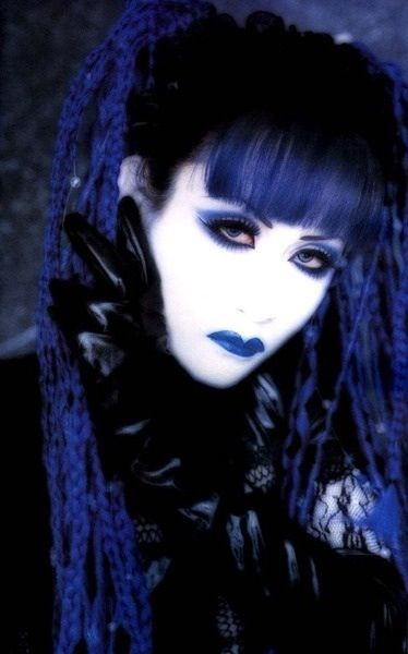 Mama Sama, Visual Kei Makeup, Malice Mizer, Kei Visual, Goth Hair, Make Up Inspo, Goth Makeup, Manama, Aesthetic People