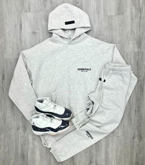 Grey Essentials Hoodie Outfit Men, Guys Fashion Swag, Pikachu Hoodie, Fire Clothes, Hoodie Outfit Men, Sneakerhead Fashion, Drippy Outfit, Essentials Hoodie, Rapper Outfits