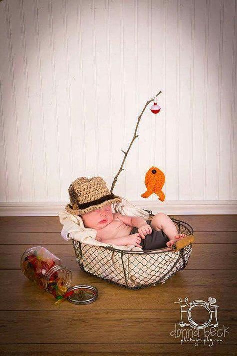 #baby #photography #babypictures Newborn Baby Photoshoot, Baby Boy Photography, Boy Fishing, Baby Poses, Newborn Baby Photos, Baby Boy Photos, Foto Tips, Foto Baby, Newborn Shoot