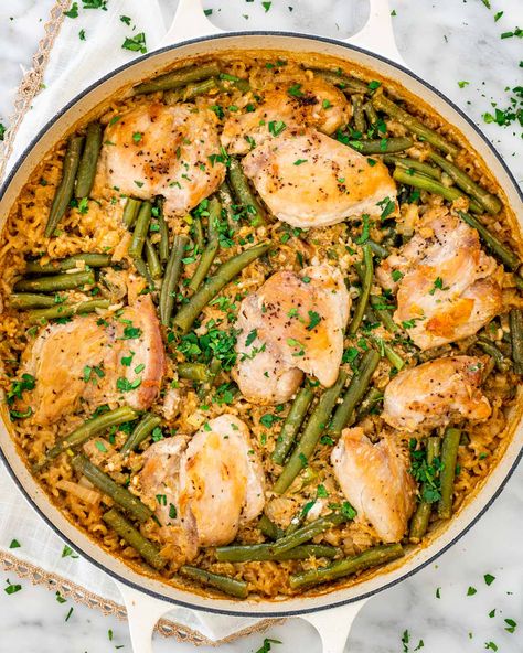 Rice And Green Beans Recipe, Braiser Recipes, Rice And Green Beans, Chicken Asian, Chicken Broth Recipes, Rice And Beans Recipe, Chicken Green Beans, Chicken Rice Recipes, Clean Chicken