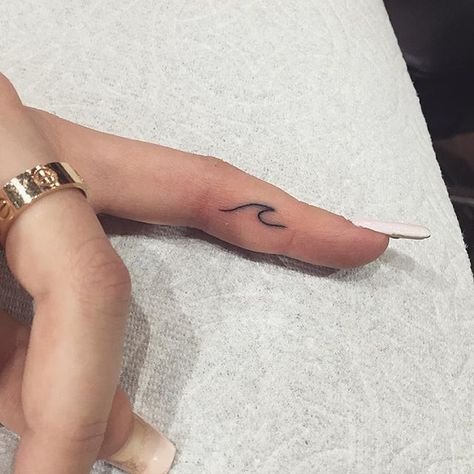 Hai Tattoo, Simple Wave Tattoo, Small Wave Tattoo, Tiny Finger Tattoos, Cute Finger Tattoos, Finger Tattoo For Women, Finger Tats, Wave Tattoo, Petite Tattoos