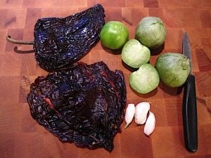 Toasted Ancho Salsa Ancho Salsa, Molcajete Recipe, Homemade Chile, Green Tomato Relish, Recipes Sauces, Texas Brisket, Green Chile Recipes, Latino Food, Trip To La