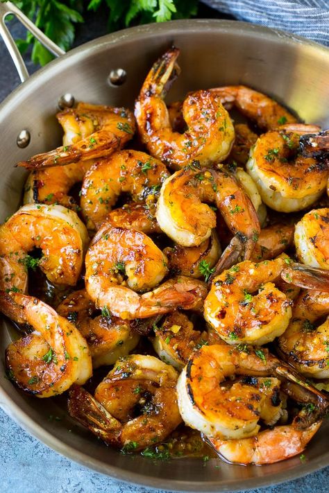 Best Shrimp Marinade, Shrimp On The Grill, Grilled Shrimp Marinade, Easy Grilled Shrimp Recipes, Shrimp Marinade, Marinated Shrimp, Grilled Shrimp Recipes, Sauteed Shrimp, Garlic Butter Shrimp