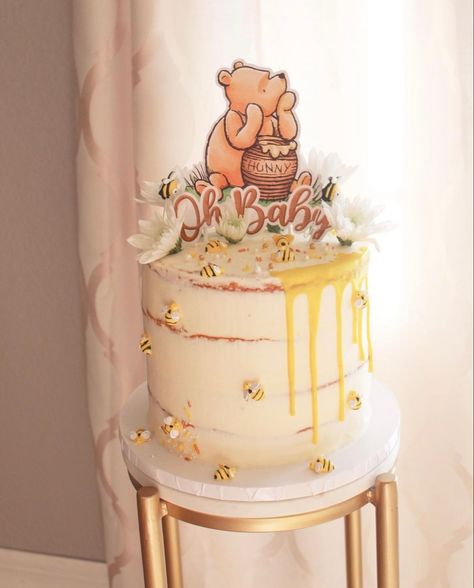 Vintage Winnie The Pooh Cake Topper, Poo Bear Gender Reveal, Gender Reveal Cake Winnie The Pooh, Muted Winnie The Pooh Baby Shower Ideas, Rustic Winnie The Pooh Cake, Winnie The Pooh Themed Cake, Pooh Bear Cake Ideas, Winnie The Pooh Cake Simple, Gender Reveal Cake Sprinkles