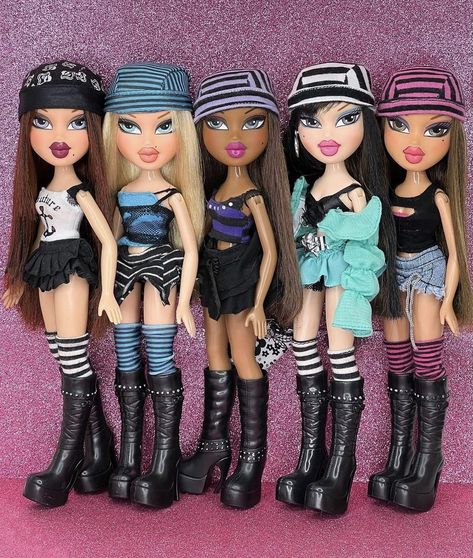 Bratz Treasures, 2000s Girl, Bratz Doll Outfits, Brat Doll, Bratz Girls, Living Dead Dolls, Bratz Inspired Outfits, Doll Aesthetic, Fairytale Fashion