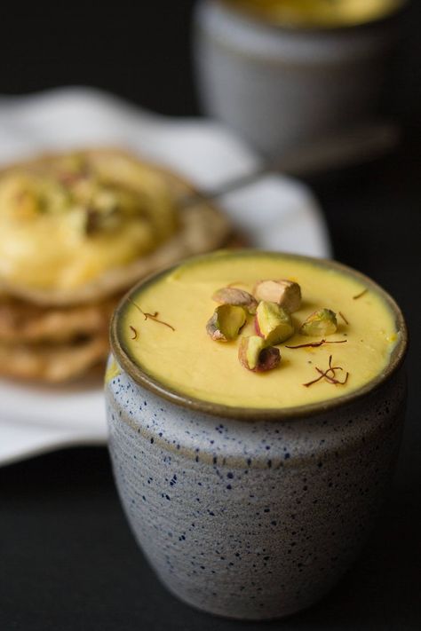 With mangoes beginning to appear in the market you should try this mango shrikhand Shrikand Sweet, Mango Shrikhand, Sweets Indian, Desserts Summer, Mango Dessert, Indian Desserts, Indian Sweets, Healthy Sides, Cheese Fondue