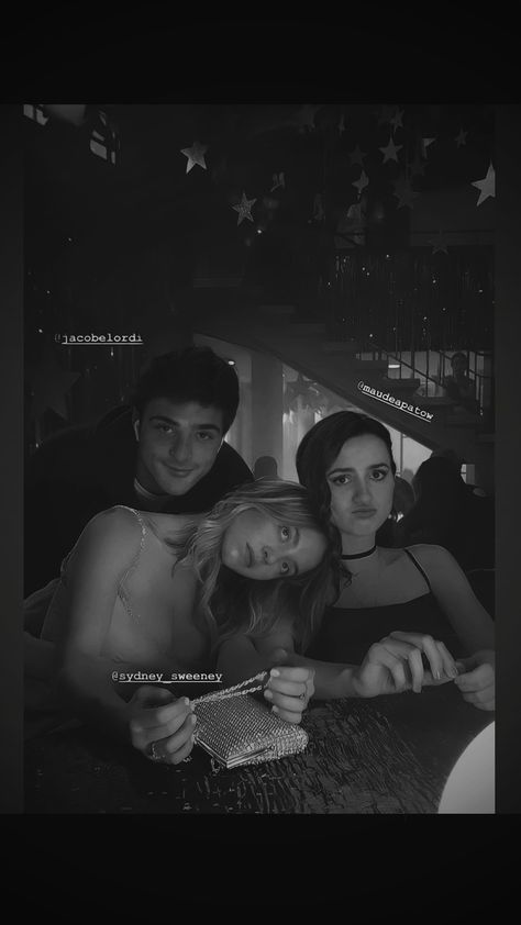 Sydney Sweeny And Jacob Elordi, Jacob And Sydney, Jacob Elordi And Maude Apatow, Jacob Elordi And Sydney Sweeney, Nate Jacobs And Cassie, Nate Jacobs Outfits, Euphoria Couple, Sydney Sweeney And Maude Apatow, Nate And Cassie