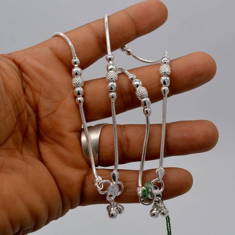 Silver women payal Weight: 30gram Length 10 inch Meterial 92.5 sterling silver Note : Delivery time 20-35 days Bridal Payal, Silver Chain Anklet, Silver Anklets Designs, Silver Payal, Anklets Indian, Bridal Anklet, Anklet Silver, Silver Ankle Bracelet, Friendship Day Gifts