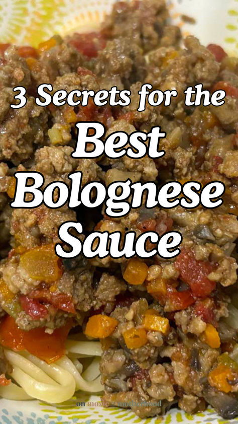 Best Bolognese Sauce Recipe Best Bolognese Sauce Authentic, Bolognese Sauce Giada, Mushroom Bolognese Sauce, Best Spaghetti Bolognese Recipe, Bolognese Recipe Easy, Beef Bolognese Recipe, Best Bolognese Recipe, Easy Bolognese Sauce, Bolognese Sauce Authentic