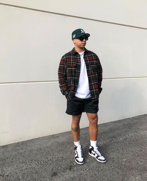 Male Outfits Shorts, Outfit Pria Gemuk, Stephen Aesthetic, Short Guy Outfits, Fat Guy Outfits, Fat Men Fashion, Skate Outfits, Relax Outfit, Outfit Pria