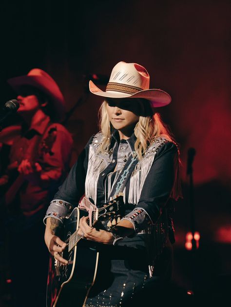 Miranda Lambert (@mirandalambert) on X Deer Birthday Party, Miranda Lambert, Country Music Stars, Country Stars, New Song, Music Star, Saturday Night, Country Girls, Night In