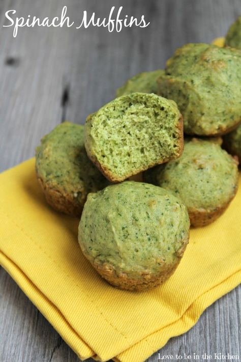 Spinach Muffins - Love to be in the Kitchen Spinach Cake, Mini Banana Muffins, Toddler Muffins, Gluten Free Banana Muffins, Whole Wheat Muffins, Spinach Muffins, Veggie Muffins, Healthy Banana Muffins, Something Green