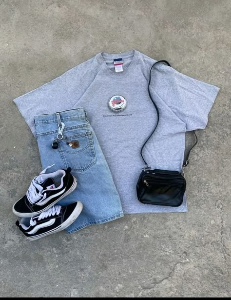 Guys Fits, Vans Outfit, Streetwear Fits, Street Style Outfits Men, Guys Clothing Styles, Mens Outfit Inspiration, Cool Outfits For Men, Streetwear Fashion Women, Men Fashion Casual Outfits