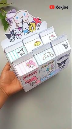 Shinchan Paper Craft, Paper Box Template Free Printable Gift Bags, Paper Machine Crafts, Paper Printable Crafts, Paper Box Craft, Mini Toys Diy, How To Make Stuff Out Of Paper, Cute Diy Crafts With Paper, Sanrio Arts And Crafts