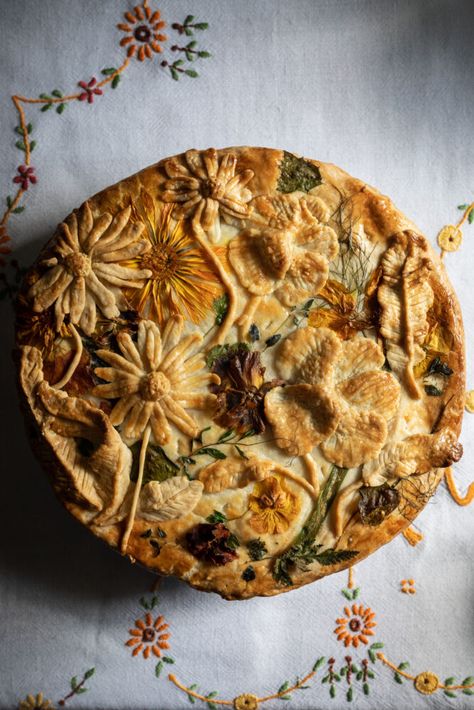 Short Crust Pastry, Leek And Potato, Baked Pie, Recipes Yummy, Beautiful Food, Leeks, Pretty Food, The Flowers, Autumn Fall