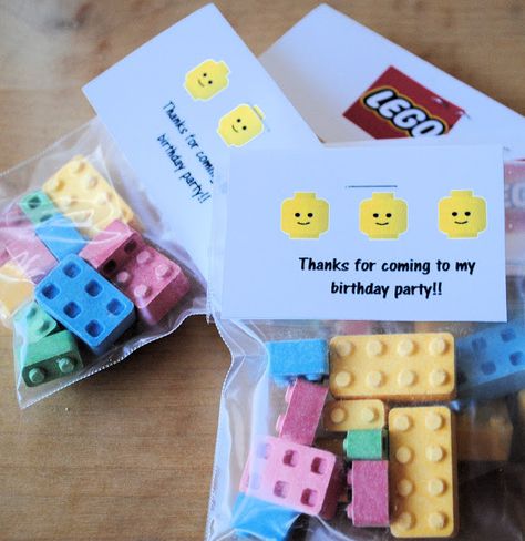 Lego party favors free printable Lego Movie Party, Lego Party Favors, Lego Friends Party, Lego Candy, Lego Baby, Ninjago Birthday, Party Giveaways, Lego Birthday Party, Lego Birthday