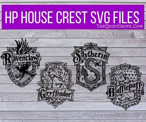 Learn how to make your own magical Harry Potter Hogwart's House Shirts Using a Cricut, Cricut's Infusible Ink sheets, & an Easypress 2 with DIY tutorial. #HarryPotterDIY #InfusibleInk #CricutCreated #HarryPotter #HarryPotterSVG Harry Potter Cricut Projects, Harry Potter Houses Crests, Harry Potter Free, Harry Potter Svg, Diy Harry Potter, Christmas Fonts Free, Harry Potter Hogwarts Houses, Harry Potter House, Hogwarts Crest