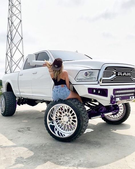 Old Ram Trucks, Truck Poses, Western Photo Shoots, Truck Pics, Hot Trucks, Trucks Lifted, Nice Trucks, Best 4x4, Trucks Lifted Diesel