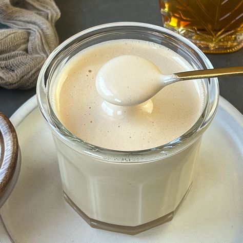 Whipped Maple Cream (1 Ingredient) Maple Cream Recipe, Homemade Maple Syrup Recipe, Whipped Maple Syrup, Maple Ice Cream Recipe, Maple Cream Sauce, Maple Ice Cream, Maple Recipes, Mango Pineapple Smoothie, Maple Syrup Recipes