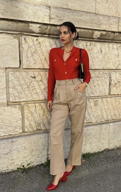 Ropa Old Money, Dolce Vita Outfit, Red Top Outfit, Young Women Outfits, Italian Summer Outfits, Elegant Casual Dress, Summer Outfits 2024, Looks Pinterest, Dressy Casual Outfits