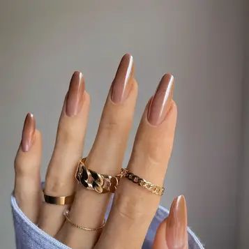 23  Stunning Brown Ombre Nail Designs For 2024 - DrExplains Tan Ombre Nails, Neutral Ombre Nails, Brown Ombre Nails, Gradation Nails, Fall Ombre, Ombre Manicure, Ombre Nail, Ombre Nail Designs, Brown Ombre