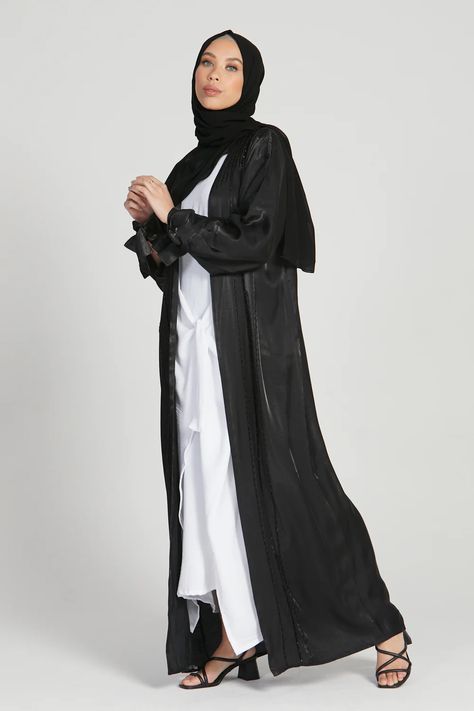 Black Open Abaya, Silk Hijab, Abaya Black, Abaya Style, Open Abaya, Open Jacket, Dresses Uk, Three Piece, Piping