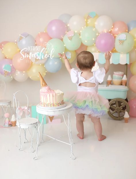 Ice Cream One Year Old Photoshoot, Cake Ideas For 1st Birthday, Ideas For 1st Birthday, Smash Cake Ideas, Girls First Birthday Cake, Jersey Cake, 1st Birthday Celebration, Candy Theme Birthday Party, Cake Smash Theme