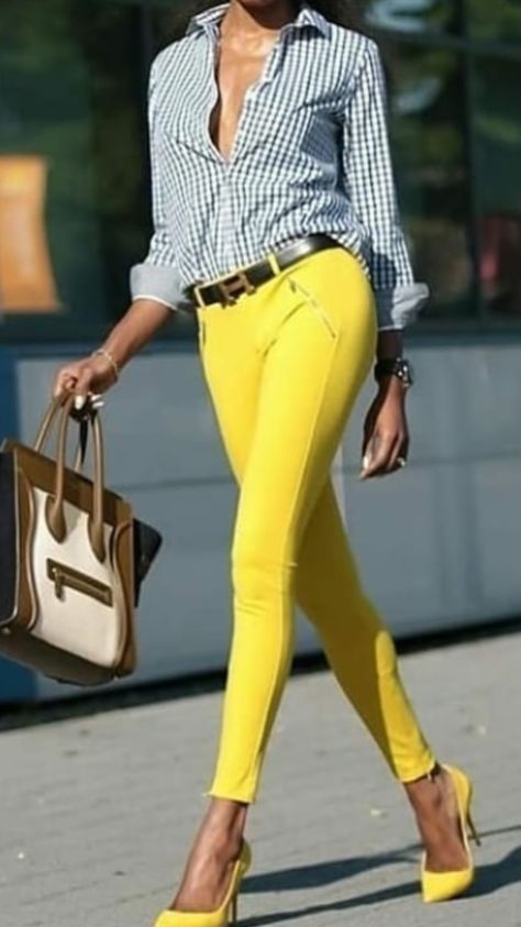 Yellow Pants Outfit, Yellow Jeans, Women's Fashion, Yellow Pants, Latest Fashion Dresses, Office Casual Outfit, Chique Outfits, Outfit Jeans, Popular Outfits