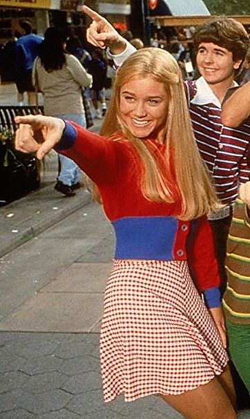 Brady Bunch Outfits, The Brady Bunch Fashion, Marcia Brady Outfits, Marsha Brady, 70s Horror, Twee Style, Retro Attire, Marcia Brady, Eve Plumb