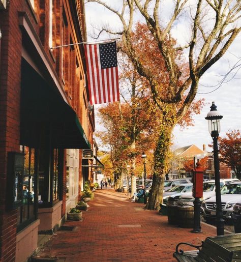 Nantucket Fall, New England Prep, New England Fall, Life Is A Gift, Come Fly With Me, Summer Getaway, Marthas Vineyard, Cozy Autumn, Autumn Cozy