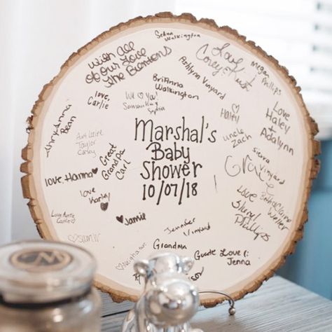 Super sweet baby shower guest book idea using a rustic wooden circle. #Babyshowerparty #Babyshower #Babyshowerbackdrop #Babyshowerbanner #Babyshowerthemes #Babyshowerthemeideas #Woodland #Woodlandbabyshower #Babyshowerguestbook Woodland Guest Book Ideas, Woodland Bear Baby Shower Theme, Babyshowerparty Boy Ideas, Babyshowerparty Ideas, Woodland Theme Baby Shower Boy, Rustic Baby Shower Ideas, Baby Shower Guest Book Ideas, Woodland Baby Shower Theme, Fairytale Baby Shower