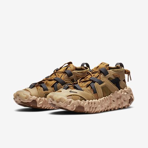 Nike ISPA Overreact Sandal Wheat / Club Gold Nike Ispa, Nike Snkrs, Fresh Outfits, Sneaker Stores, Fresh Shoes, Trainers Fashion, Hype Shoes, Latest Sneakers, Streetwear Men Outfits