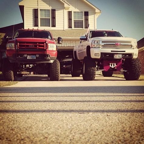 Mr n Mrs trucks Matching Trucks, Toyota 4runner Trd Pro, Ram Power Wagon, Colorado Zr2, Tacoma Trd Pro, Jacked Up Truck, 4runner Trd Pro, Toyota Tacoma Trd Pro, Country Trucks