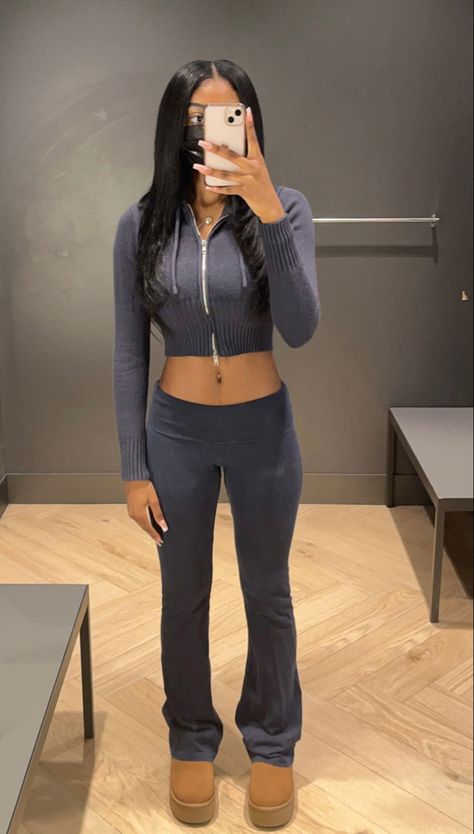 #fashion #outfits #outfitideas #brandy #uggs Black Tracksuit Outfit Aesthetic, Dark Blue Flare Leggings Outfit, Brandy Flare Leggings, Dark Grey Flared Leggings Outfit, Navy Blue Flare Leggings Outfit, Y2k Ugg Outfit, Navy Flare Leggings Outfit, Baddie Outfits Casual Black, Grey Flare Leggings Outfit