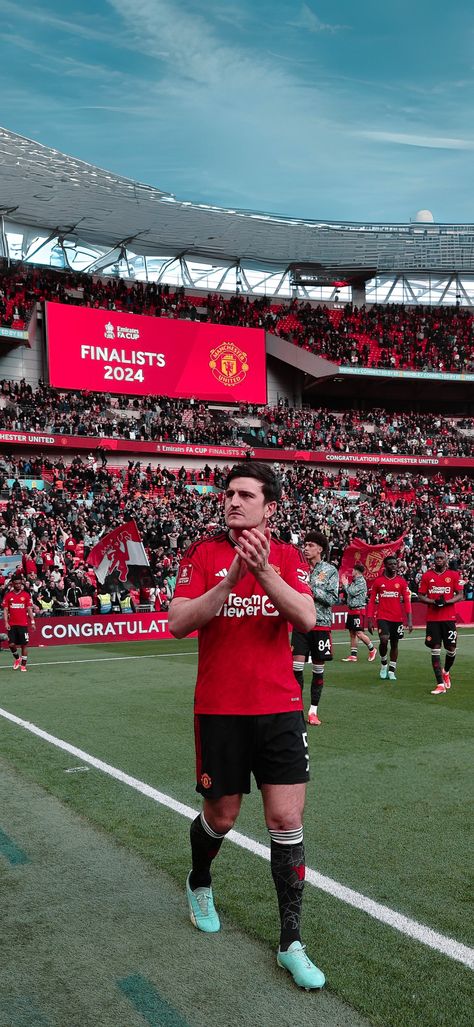 #manchesterunited #facup #premierleague #wallpapers Harry Maguire Wallpaper, Manchester United Fa Cup, Harry Maguire, Manchester United Wallpaper, Momento Mori, Football Wallpaper, Fa Cup, Man United, Manchester United