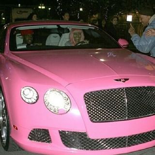 Nicki Minaj Car, Pink Drive, Nicki Minaj Wallpaper, Nicki Minaj Photos, Getaway Car, Female Rappers, Pink Car, Photo To Video, Creative Photos