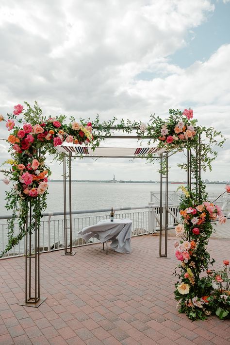 Close up chuppah decor captured by @chichiari and created by @rosehipsocial Wooden Chuppah, August Wedding Flowers, Chuppah Ideas, Floral Chuppah, Chuppah Flowers, Chuppah Decor, Wedding Chuppah, Wedding Arbor, Wedding Arbour