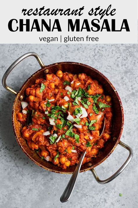 Vegan Chana Masala, Chickpea Tikka Masala, Chana Masala Recipe, Vegan Tikka Masala, Indian Side Dishes, Vegan Indian Recipes, Garlic Naan, Vegetarian Curry, Chickpea Recipes