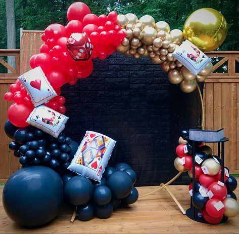 Balloon backdrop Game Night Balloon Garland, Ace Theme Party, Casino Theme Balloon Arch, Queen Of Hearts Balloon Garland, Casino Night Backdrop, Casino Royale Backdrop, Casino Theme Party Balloons, Casino Theme Balloon Garland, Casino Balloon Garland