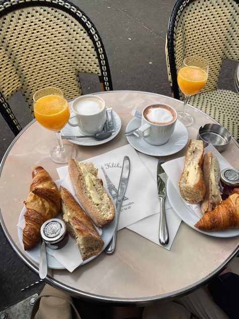 French Chic Aesthetic, Paris Astetic, French Asethic, French Breakfast Aesthetic, French Cafe Aesthetic, Croissant Baguette, France Breakfast, French Snacks, French Coffee Shop