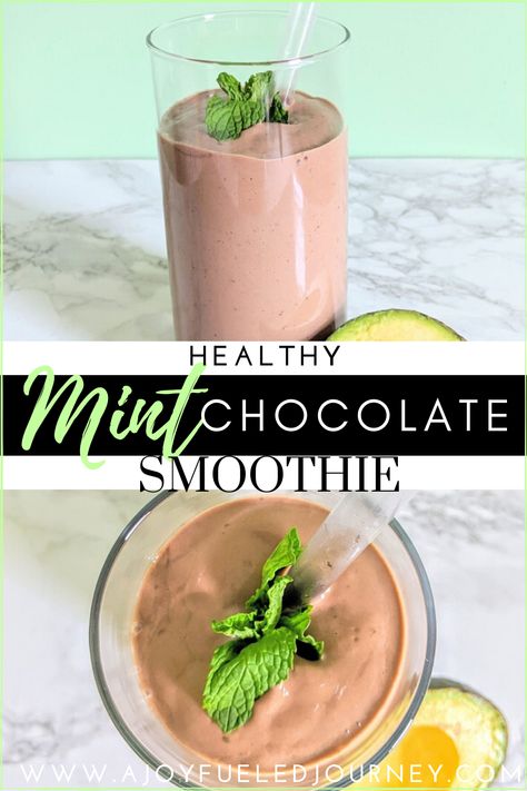 Healthy Mint Chocolate Smoothie Healthy Chocolate Smoothie, Tasty Smoothies, Chocolate Smoothie Recipes, Blendtec Recipes, Mint Smoothie, Chocolate Protein Shakes, Super Smoothies, Dessert Smoothie, Mint Recipes