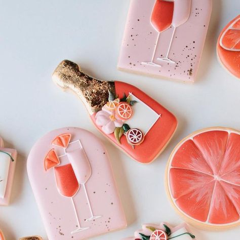 SWEETS BY SAM | Sammy Walter on Instagram: "CITRUS & SUNSETS ⠀⠀⠀⠀ posting these as my farewell to summer 🍋💖🍊 could anybody else smell fall in the in the air today?! 😍 ⠀⠀⠀⠀ champagne bottle inspired by @cookies_jm 🍾 #sweetsbysam #billings #billingsmt #billingsmontana #cake #cookies #macarons #customcakes #customcookies #birthday #holiday #celebration #trending #feedfeed #instacake #instacookies #instagood #instadaily #billingsbest #sbscakes #sbscookies #bridalshower #bridalshowercookies #cit Brunch And Bubbly Cookies, Mimosa Cookies Decorated, Aperol Spritz Cookies Decorated, Aperol Spritz Cookies, Citrus Bridal Shower Cookies, 40th Cookies, Champagne Bottle Cookies, Melon Cocktail, Engagement Party Cookies