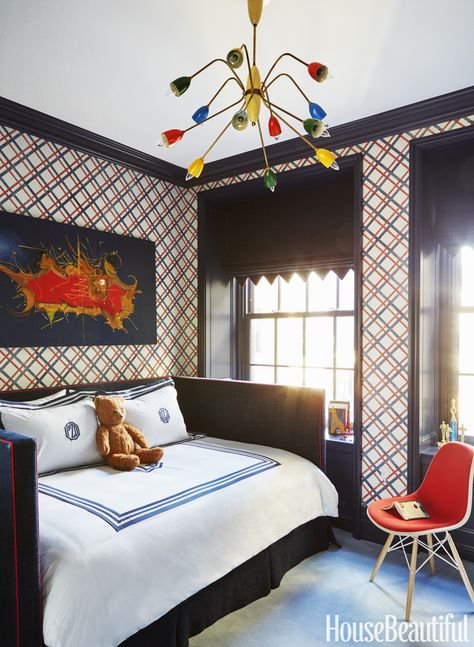 Primary Colors  - HouseBeautiful.com Colorful Bedrooms, Colored Bedroom, Timeless Bedroom, Beautiful Bedroom Designs, Boys Room Design, Manhattan Apartment, Traditional Bedroom Decor, Traditional Bedroom, Boy Bedroom