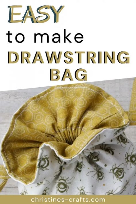 How to Make a Fully Lined Drawstring Bag with Boxed Bottom Diy Fabric Drawstring Gift Bags, Easy Lined Drawstring Bag Tutorial, Drawstring Pouch Pattern Free, Fabric Gift Bags Diy, Diy Fabric Gift Bags, Lined Drawstring Bag, Drawstring Bag Diy, Large Drawstring Bag, Drawstring Bag Tutorials