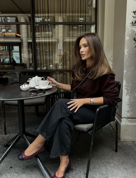 Expensive Woman, Summer Office Outfits, Elegant Classy Outfits, Chic Business Casual, Cute Work Outfits, High Waisted Dress Pants, Professional Outfits Women, Business Outfits Women, Business Casual Outfits For Women