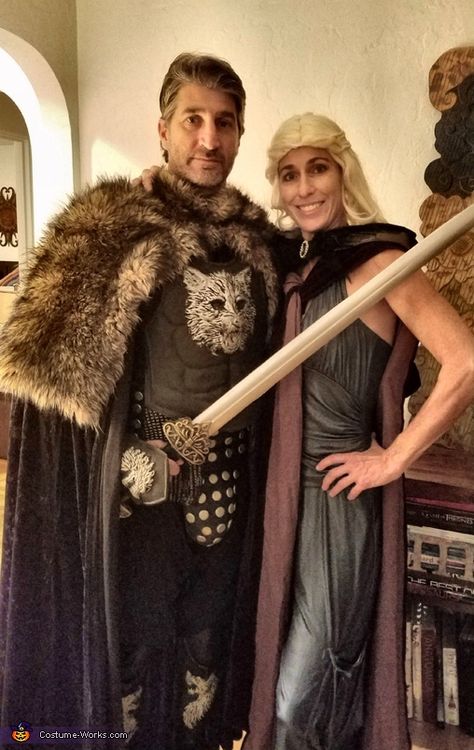 John Snow And Daenerys Costume, Targaryen Costume, Daenerys Costume, Game Of Thrones Halloween, Daenerys Targaryen Costume, 2017 Halloween Costumes, Game Of Thrones Gifts, Goodwill Store, Game Of Thrones Costumes