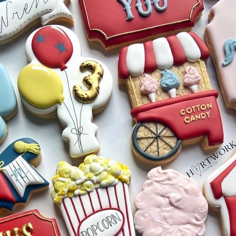 Jessica on Instagram: "🎈Finally posting this circus themed cookie order I made back in September🎪 I definitely went outside of my normal color palette for this set, but I really enjoyed playing with classic primary colors to help make a 3 year olds birthday super playful🫶🏻  Inspo for red curtains and cotton candy cart by @thegirlandthewhisk (cart cutter by @charlson_cookieco )  And I finally got to use my 3 banner cutter by @6bittersweets on this set. Love her bannered number collection! . . . . . . #birthdaycookies #cookieart #carnivalcookies #circuscookies #customcookies #sugarcookies #cookiecutters #icedcookies #icingcookies #royalicingcookies #royalicing #rainbowcookies #cookies #ctcookies #decoratedcookies #decoratedsugarcookies #animacookies #fairfieldct #fairfieldcounty #stratfo Carnival Cookies, Cotton Candy Cart, Circus Cookies, Bakery Art, Candy Cart, Carnival Theme, Rainbow Cookies, Set Love, Sugar Cookie Designs