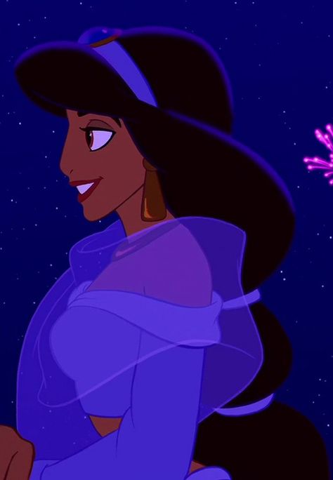 Favorite outfit: Jasmine's purple outfit #disneychallenge Princess Jasmine Outfit, Aquiline Nose, Jasmine Outfit, Princess Fan Art, Disney Movie Art, Light Brown Skin, Aladdin 1992, Disney Jasmine, Disney Princess Fan Art